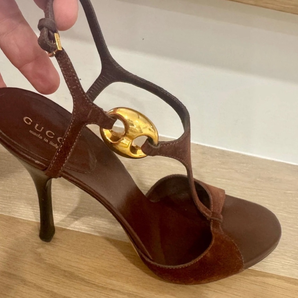 Gucci vintage brown suede gold accents heels